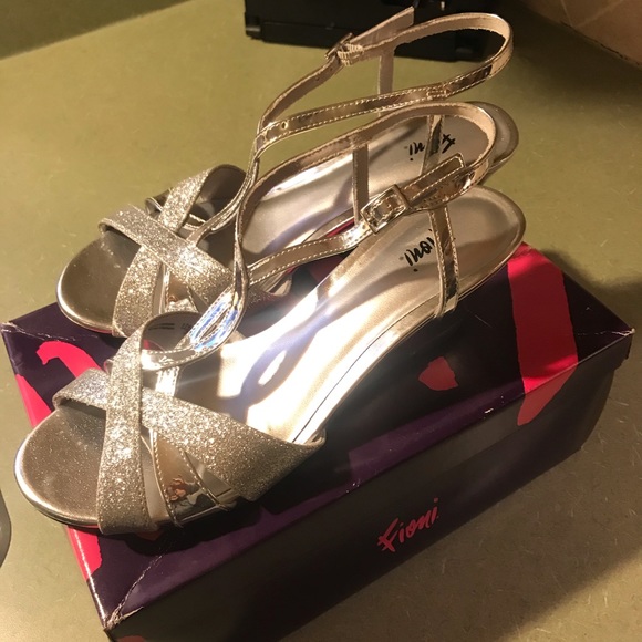 Dancing shoes! - Picture 2 of 3